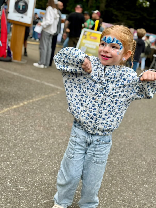 Facepainting enfant, maquillage enfant, reine des neiges, festival, anniversaire, bapteme, mariage