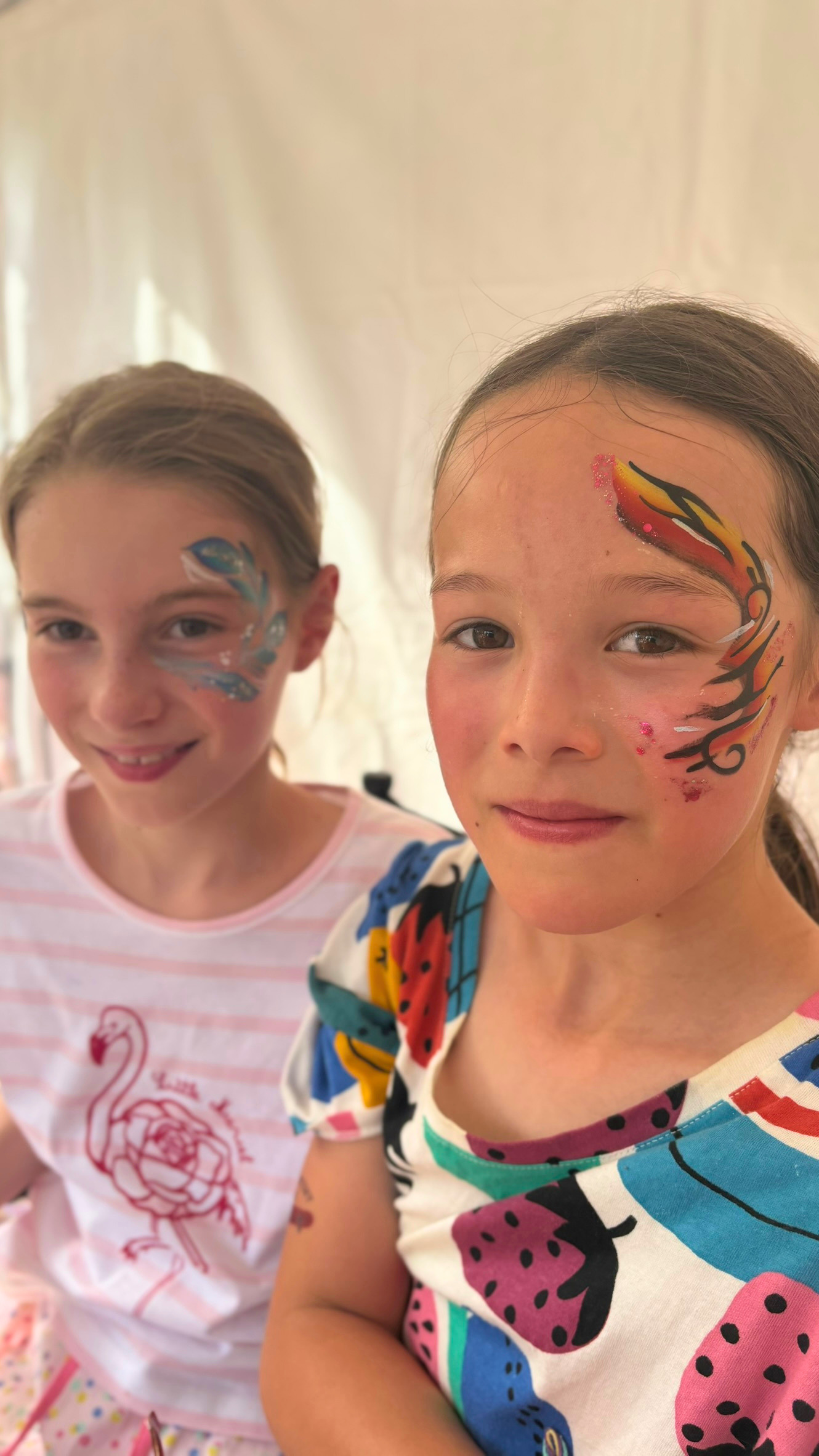 Lauranoe Facepainting, maquillage artistique, maquilleuse, maquillage enfant, maquillage adulte, festival, événements, anniversaires, paillettes, paillettes biodégradables, make up artistique, Alsace, France, Strasbourg, bellypainting, maquillage halloween